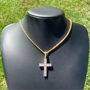 14k Gold Plated Iced Cross Pendant With Rope Chain Men’s Women’s